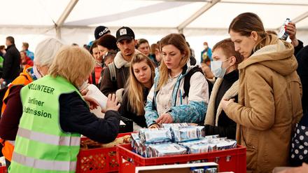 Der Berliner Hauptbahnhof war der zentrale Knotenpunkt in Deutschland, an dem ukrainische Geflüchtete ankamen. 