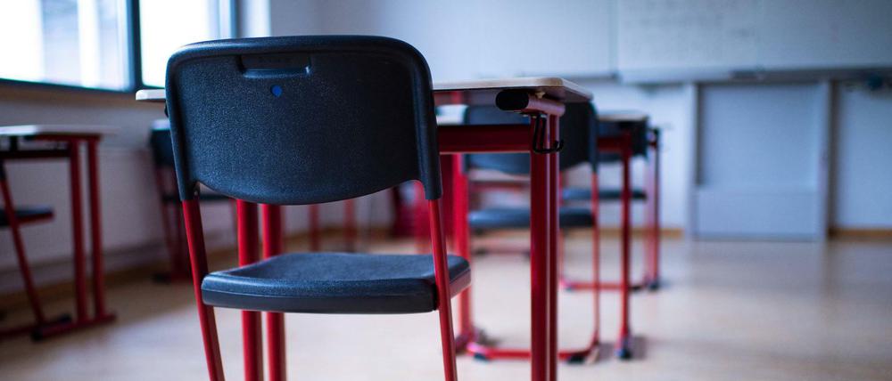 Ende August konstituiert sich der Landesbeirat Schulbau. Bildungssenatorin Astrid-Sabine Busse (SPD) holt sich Verstärkung für den Schulbau und die Inklusion. Die bereits in der vergangenen Legislaturperiode bewährten Beiräte werden jeweils unter neuem Vorsitz wiederbelebt.