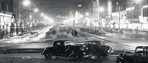 Mondäne Gegend. Der Tauentzien bei Nacht, fotografiert 1937.