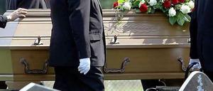 Erbengeneration: In Deutschland werden pro Jahr rund 250 Milliarden Euro vererbt, schätzt die Postbank.