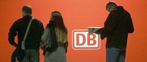 Zu teuer. Der Staatskonzern will dem Bericht zufolge im Fernverkehr drastisch sparen und die Kosten bis 2019 um 1,5 Milliarden Euro senken.