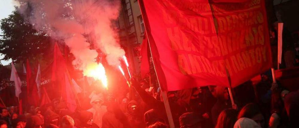 Deutlich entspannter lässt es sich per Online-Petition protestieren. Aber bringt das überhaupt was?