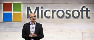 Erfolgreicher Start. Satya Nadella winken nach seinem ersten Jahr an der Spitze des Windows-Konzerns.