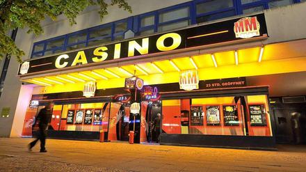 Die Zahl der Spielhallen ist in Berlin im vergangenen Jahre gesunken.
