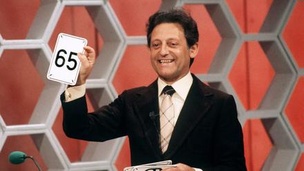 Legendäre Deko. Hans Rosenthal moderierte viele Jahre lang das Quiz "Dalli Dalli" im ZDF.