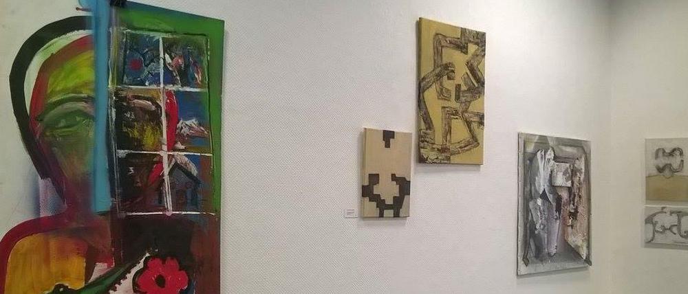 Kunst im Altbau bei Kunstraum Ko in der Meraner Straße.