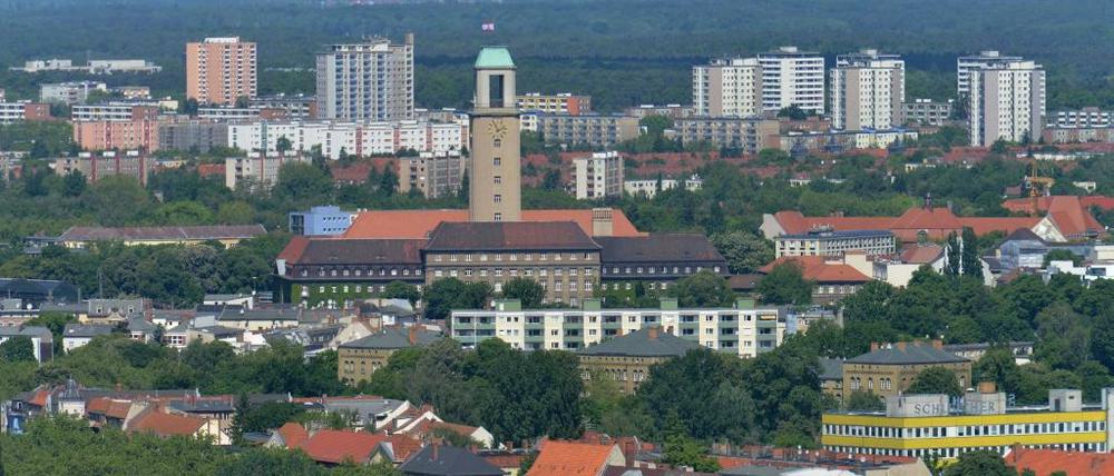 Im Zentrum: das Rathaus Spandau.