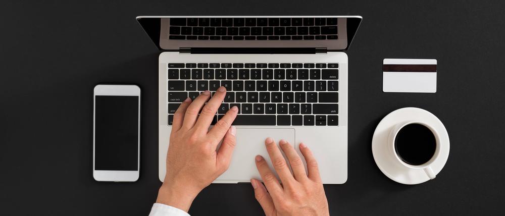 Wer im Internet Konten eröffnen oder Verträge unterzeichnen möchte, muss sich bei jedem Anbieter einzeln ausweisen. Verimi will das vereinfachen und persönliche Daten zentral speichern.