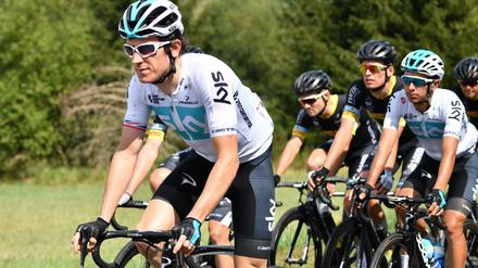 Und wie gehts es weiter? Geraint Thomas (l) aus Großbritannien vom Team Sky in Aktion. 