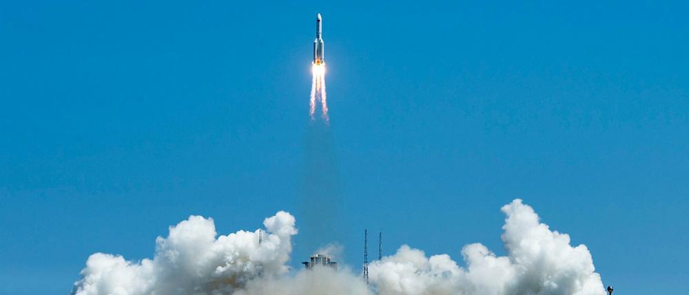 Die chinesische Rakete „Langer Marsch 5B“ bei ihrem Start am 24. Juli.