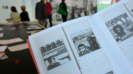 Zeichnungen des Anstoßes. Die Broschüre mit dem Titel "Presence des Femmes", deren Motive als antisemitisch kritisiert werden.
