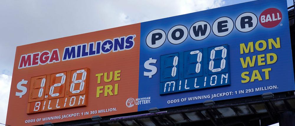 Werbeschild für den Jackpot der Mega-Millions-Lotterie in der US-Metropole Detroit. 