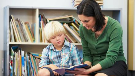 Kein langfristig geklärter Aufenthaltsstatus? Dann besteht künftig kein Recht mehr auf Kindergeld. 