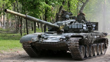 Ein Panzer der russischen Armee in der Oblast Donezk.