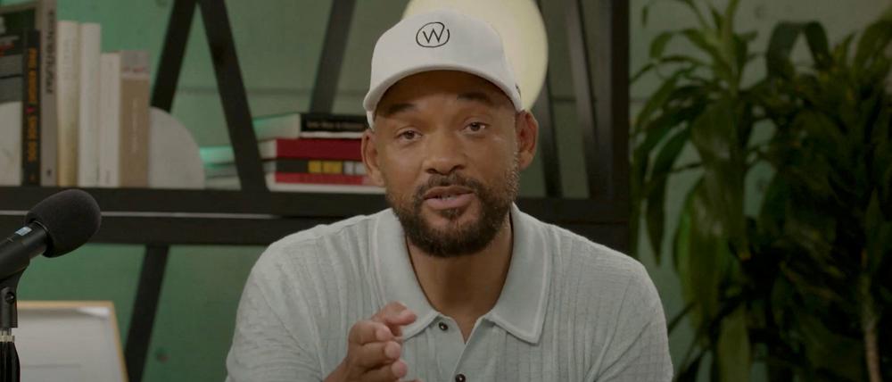 Will Smith richtet sich während seines Entschuldigungsvideos an seine Zuschauer.