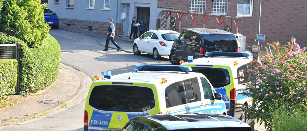 Bei einem Streit in Ottweiler wurden am Freitagabend 29.7.2022 zwei Menschen erschossen.