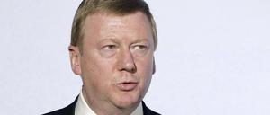 Der nach Beginn des Ukraine-Kriegs zurückgetretene prominente Kreml-Beamte Anatoli Tschubais, wird laut Medienberichten mit schweren gesundheitlichen Problemen in Europa in einem Krankenhaus behandelt.