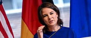 Annalena Baerbock spricht zum Thema transatlantische Beziehungen zu Studierenden der „New School“.