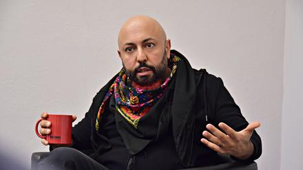 Für den Fall seines Einzugs in den Bundestag kündigte Linken-Politiker Ferat Koçak an, einen Großteil seiner Diät abzugeben.