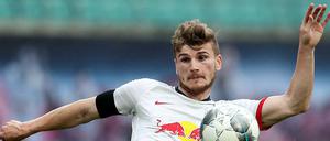 Timo Werner kennt das Trikot der Leipziger schon.