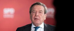Schröder steht seit langem wegen seiner Nähe zu Wladimir Putin in der Kritik (Archivbild). 