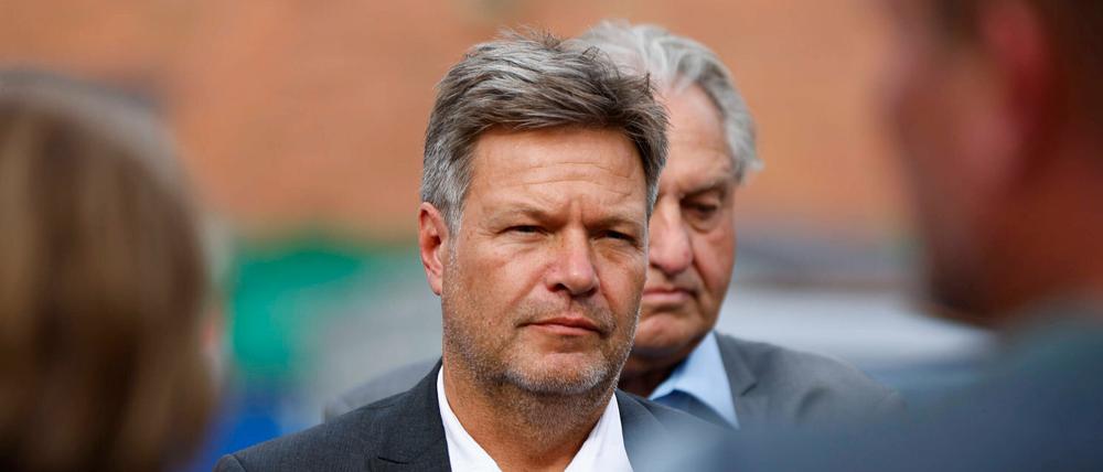 Aus Kreisen des von Robert Habeck geführten Wirtschaftsministeriums heißt es, dass auf die Umlage keine Mehrwertsteuer erhoben werden soll.