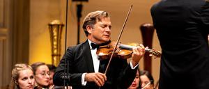 Renaud Capucon begeisterte mit seinem Spiel das Publikum ebenso wie die Orchestermitglieder