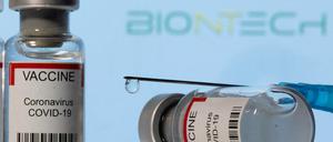 Biontech plant, ab Oktober mit der Auslieferung neuer, angepasster Impfstoffe zu beginnen. 