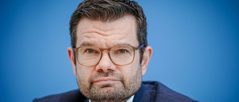 Marco Buschmann (FDP), Bundesminister der Justiz, betont die Möglichkeit zur Eigenverantwortung, die im neuen Corona-Schutzkonzept eingeräumt werde.