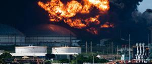 Das brennende Treibstofflager gehört zum größten Heizkraftwerk Kubas.