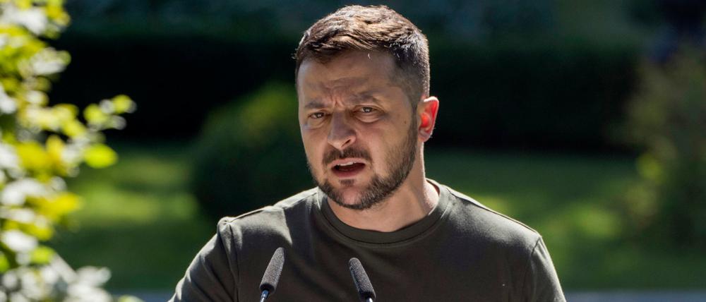 Wolodymyr Selenskyj spricht auf einer gemeinsamen Pressekonferenz (Archiv).