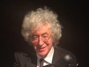 Andrew Ranicki, der Sohn von Marcel Reich-Ranicki, bei der Lesung aus "Meine Geschichte der deutsche Literatur" im Literaturhaus Berlin.