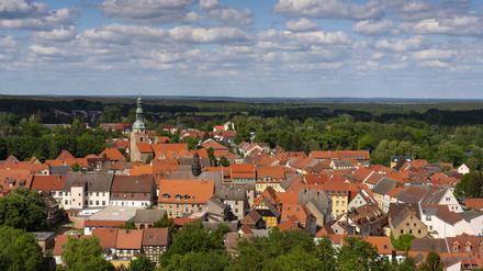 Gemeinsam mit der Nachbargemeinde Wiesenburg (Mark) bildet Bad Belzig eines der 73 Smart-City-Modellvorhaben der Bundesregierung. Durch das Programm „Modellprojekte Smart Cities“ fließen 820 Millionen Euro in die Digitalisierung einzelner Kommunen. In Bad Belzig und Wiesenburg kommend 5,4 Millionen Euro an.