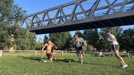 In Action: Die Red-Eagles beim Training im Gleisdreieckpark: Moritz Hohmann