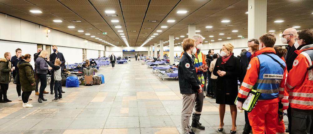 Wegen stark steigender Flüchtlingszahlen hatte der Senat die Unterkunft mit 900 Plätzen im März kurzfristig eingerichtet.