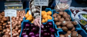 Nicht nur Energie, auch Nahrungsmittel werden teurer. Die Bundesbürger verlieren in diesem Jahr Kaufkraft. 