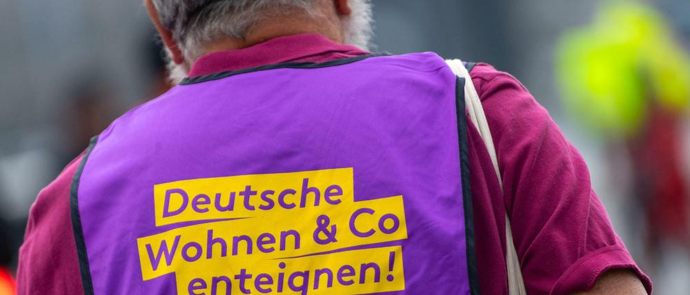 DW enteignen: Von den rund 175.000 benötigten Unterschriften waren Ende März nach Angaben der Initiative knapp 50.000 gesammelt worden.