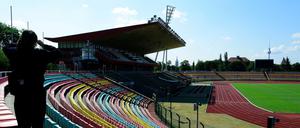 Das „Große Stadion“ im Jahn-Sportpark in Prenzlauer Berg.