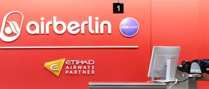 Ein unbesetzter Schalter der Air Berlin in München (Archivbild von 2017)