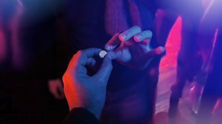 Derzeit liegt es in Berlin im Ermessen der Staatsanwälte, wie sie mit dem Besitz geringer Mengen von Kokain, Heroin oder Ecstasy umgehen. 