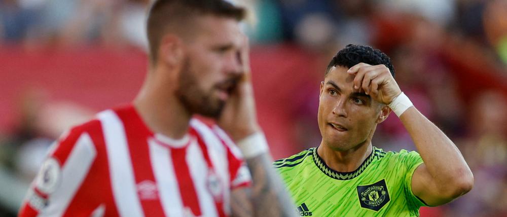 Fußball-Superstar Cristiano Ronaldo hat mit Manchester United beim FC Brentford 0:4 verloren.