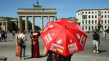 Es sind wieder mehr Touristen in Berlin zu sehen.