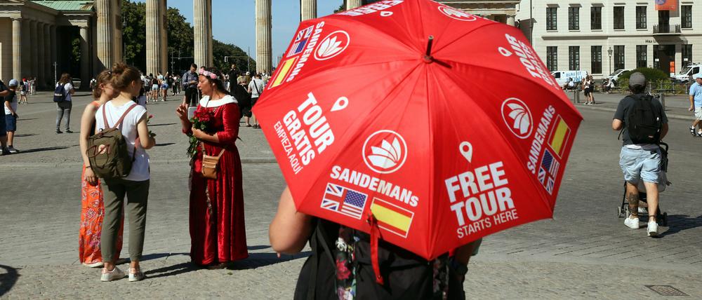 Es sind wieder mehr Touristen in Berlin zu sehen.