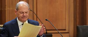 Der Kanzler vor dem Untersuchungsausschuss in Hamburg
