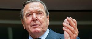 Pflegt enge Verbindungen zu Russland und Wladimir Putin: Altkanzler Gerhard Schröder (SPD).