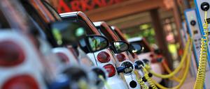 Jedes Jahr kommen mehr Elektroautos auf den Markt. Entsprechend groß ist die Nachfrage nach Batterien und Batteriezellen. 