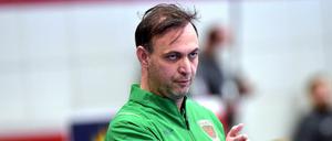 Hanning musste zuletzt auch mal wieder bei den Füchsen als Trainer einspringen, gegen Potsdam kann er aber schlecht beide Teams gleichzeitig coachen.