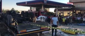 Ein Videoausschnitt zeigt die Unglücksstelle in Derik.