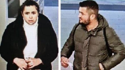Die Frau links wird verdächtigt, zwei Mädchen verletzt zu haben. Ihr männlicher Begleiter gilt als Zeuge des Geschehens.