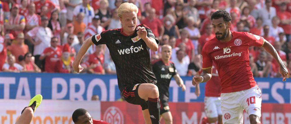 Morten Thorsby (Mi.) gab im Spiel gegen Mainz sein Debüt für den 1. FC Union.
